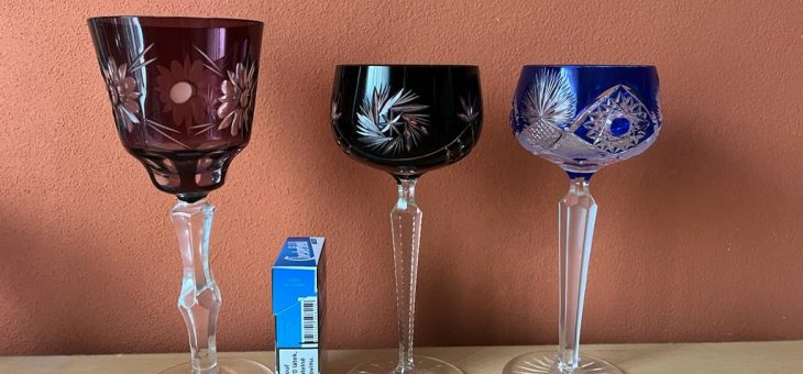 Sklo glass Bohemia crystal a další. 31 kusů skleniček